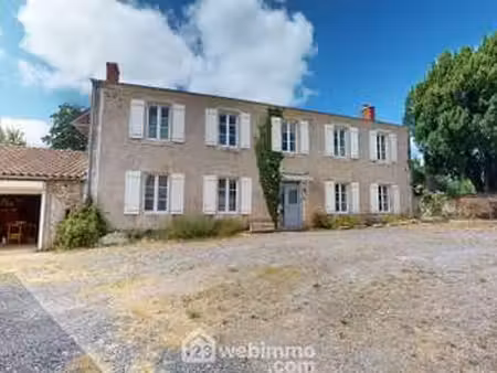 vente maison à rosnay (85320) : à vendre / 286m² rosnay