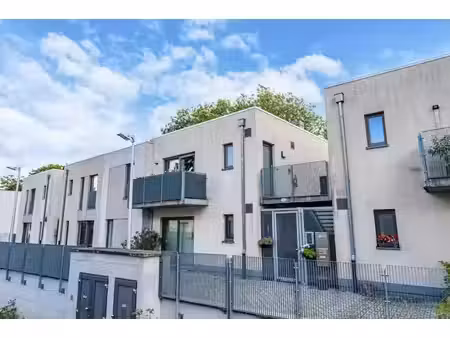 appartement à vendre avec garage et terrasse   la louvière (vbe71439)