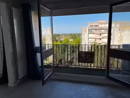 location appartement 3 pièces 81 m² à rezé (44400)