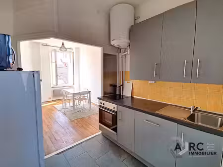 appartement meublé avec place de parking privative
