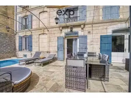 rare à la vente : hôtel particulier rénové avec piscine et t
