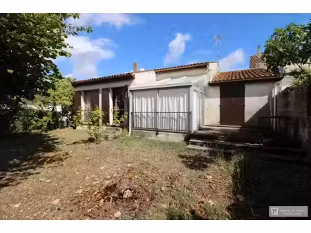 vente maison 5 pièces 85m2 pons 17800 - 194250 € - surface privée