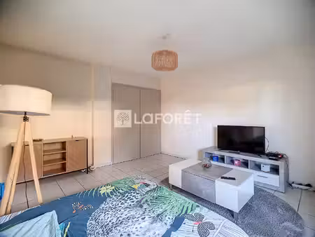 appartement meublé  ornex 1 pièce(s) 33 m2