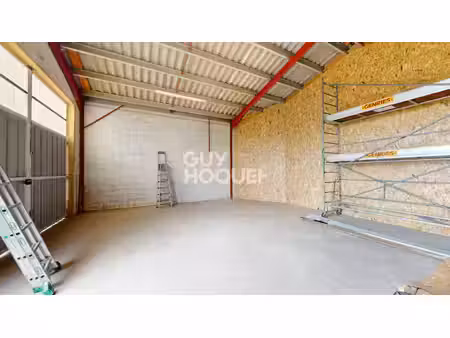 location commerce 73 m² à portets (33640)