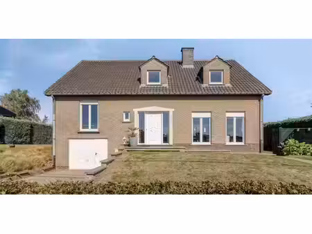 maison à vendre à rillaar pour € 69.900 avec 5 chambres à coucher
