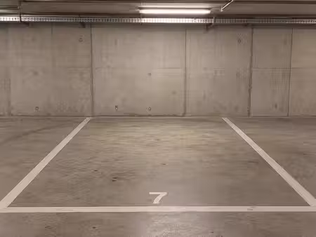 place de garage sécurisée à louer à machelen