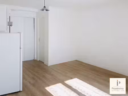 location appartement 1 pièce 23m²