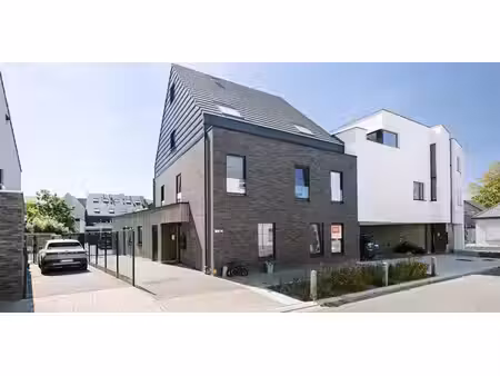 appartement à vendre à vrasene pour € 240.000 avec 1 chambre à coucher