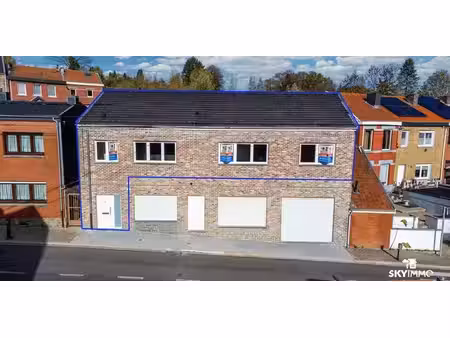 sous option - appartement à vendre à hollogne-aux-pierres avec 4 chambres à coucher