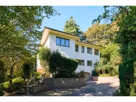 villa avec seconde parcelle attenante à l'observatoire