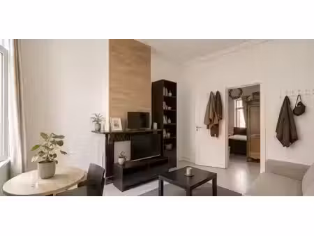 bâtiment commercial à vendre à bruxelles pour € 449.000 avec 4 chambres à coucher