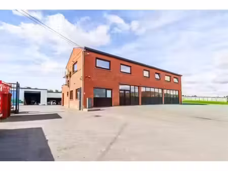 maison à vendre avec garage et 3 chambres   nismes (vbe71332)