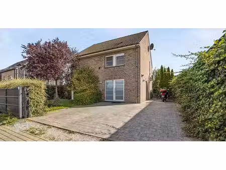 villa à vendre à sint-pieters-leeuw pour € 595.000 avec 4 chambres à coucher