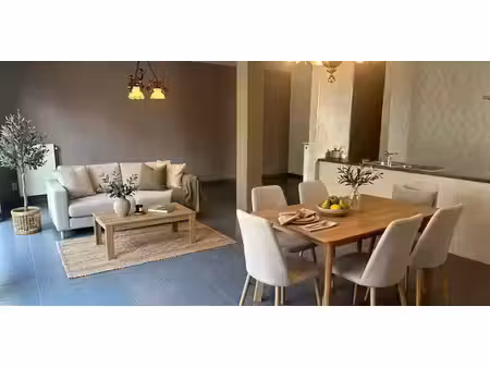 appartement à louer à gavere pour € 900 avec 2 chambres à coucher