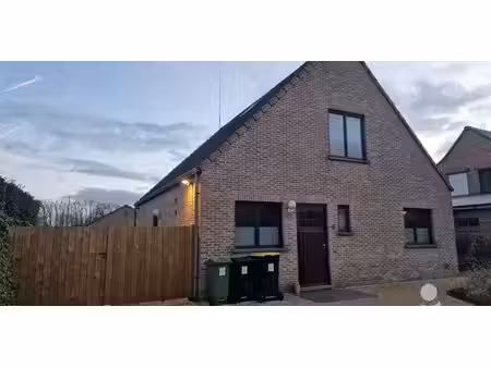 maison à louer à herent pour € 1.350 avec 4 chambres à coucher