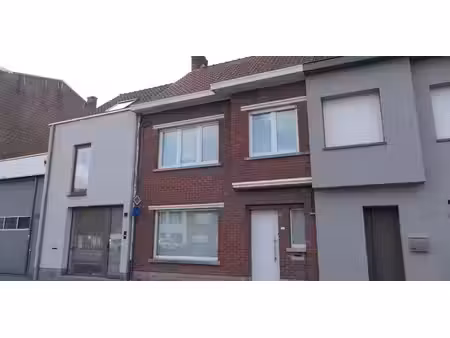 maison à louer à geluwe pour € 930 avec 3 chambres à coucher