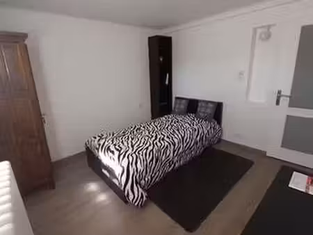 location appartement t1 meublé à chambray-lès-tours (37170) : à louer t1 meublé / 40m² cha