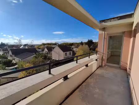 appartement charmant avec balcon