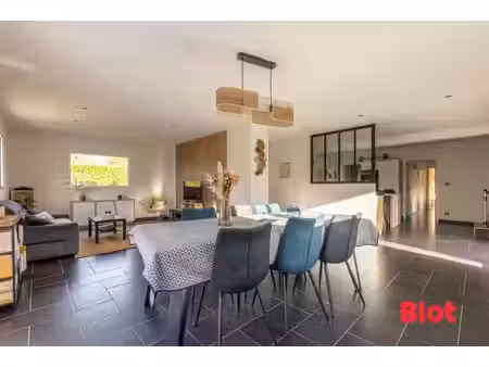 a vendre - superbe maison contemporaine 4 chambres de 150m² - acigné