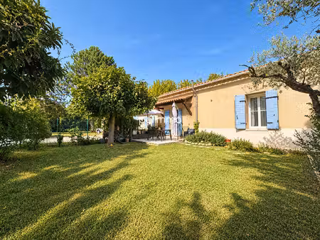 sénas - maison t3 - 85m² / 495m²