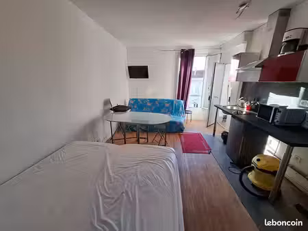studio 1 pièce 20 m²
