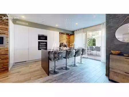 duplex 3 pièces 105 m²