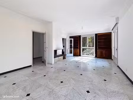 maison 5 pièces 136 m²