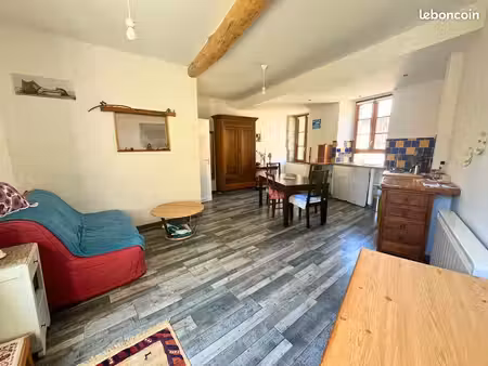 maison 3 pièces 65 m²