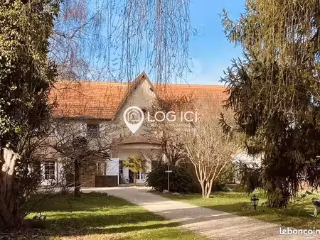 propriété 20 pièces 530 m²