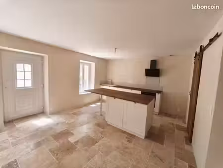 maison 5 pièces 11om2