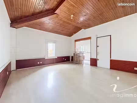 studio 1 pièce 30 m²