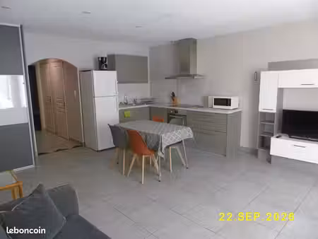 appartement t2 cuiseaux centre 45 m²
