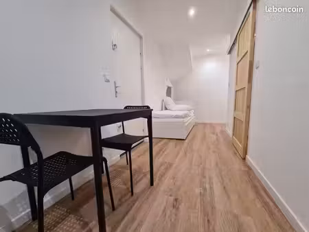 appartement entièrement rénové et meublé 18m2