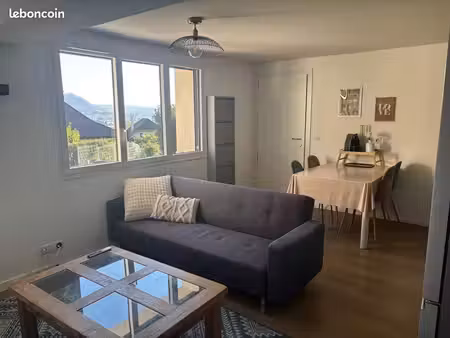 appartement meublé 31 m² – étudiant uniquement – iut à 5 min à pied – bail 9 mois