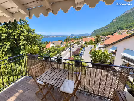 appartement duplex meublé – 2 chambres  2 salles de bain  vue lac