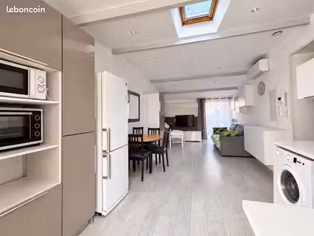 studio 1 pièce 32 m²