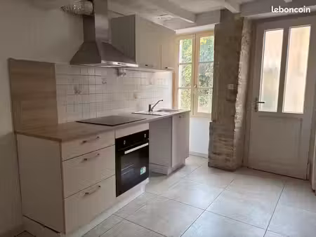 maison à louer à arcy sur cure