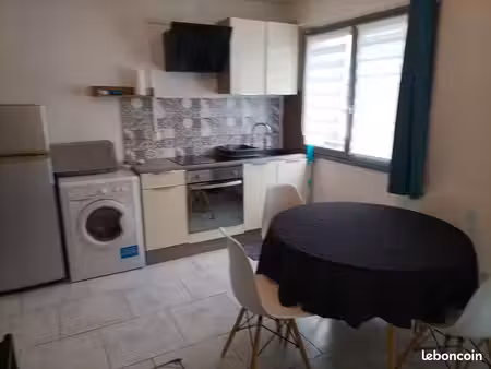 beau studio meublé