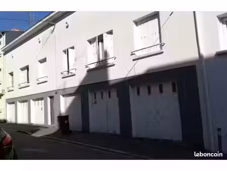 garage /garde meubles