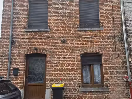 maison avesnes-sur-helpe (proche de la gare)