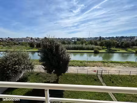 appartement récent  meublé et vue sur rivière