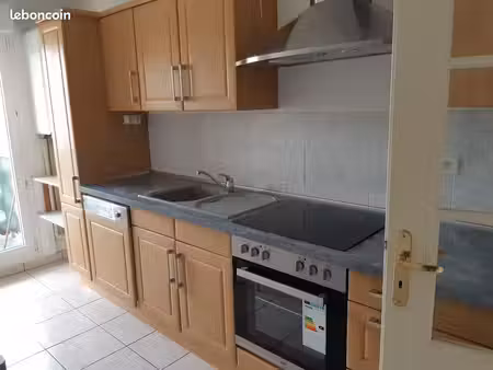 4 pieces très lumineux a louer a seltz