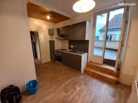 particulier loue 2/3 pièces 45 + 12 m2 terrasse strasbourg centre 810