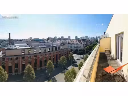 t1 meublé 32 m² avec deux terrasses – quartier des xv