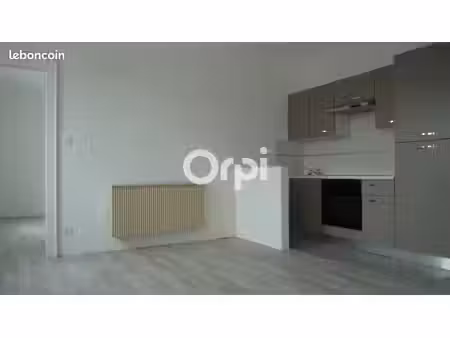 appartement 1 pièce 40 m²