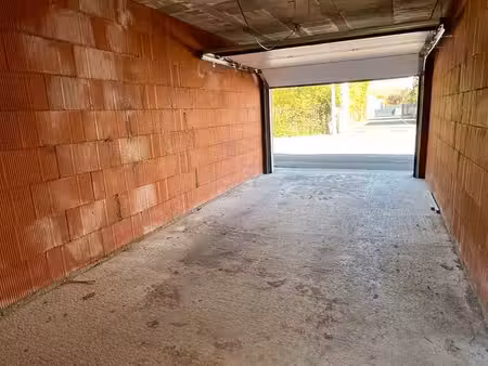 garage / box de stockage 19m2 - 48m3