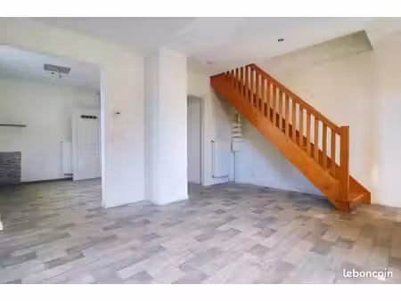 maison 3 pièces 70 m²