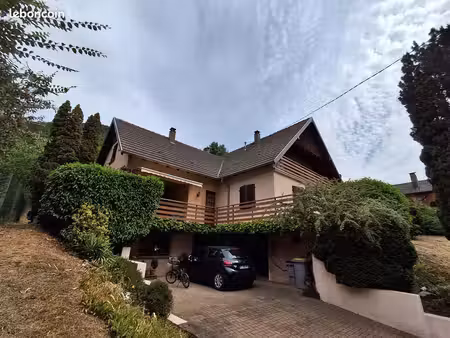 maison à deux pas de la forêt