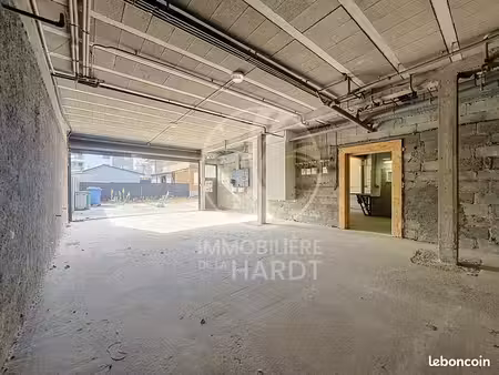 local commercial 212 m² saint-louis