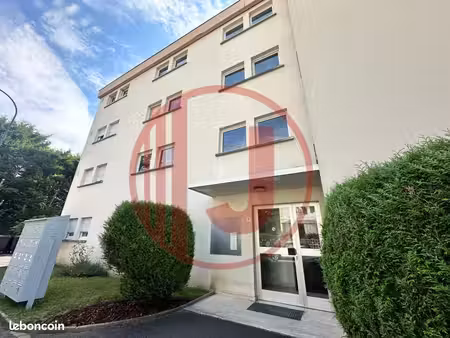 studio 1 pièce 20 m²